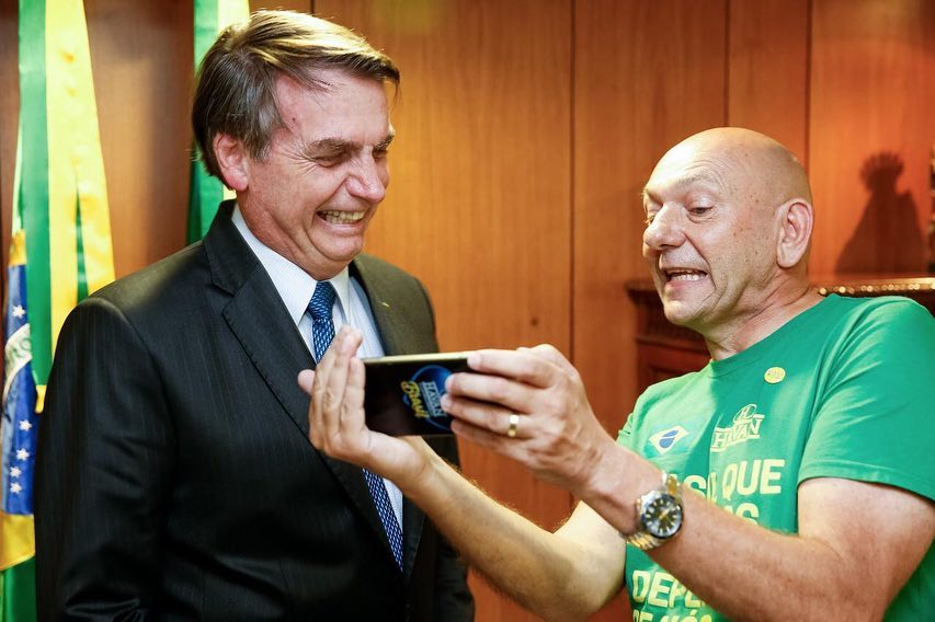 Aliado de Bolsonaro desde a eleição, Hang diz que só voltará a anunciar na Globo se emissora deixar de lado o seu "jornalismo ideológico"