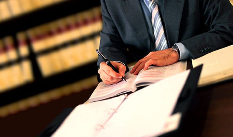 A 4ª Turma do tribunal, por unanimidade, deu provimento à apelação, concedendo a segurança e determinando que a OAB-SC efetue a inscrição definitiva do autor em seus quadros