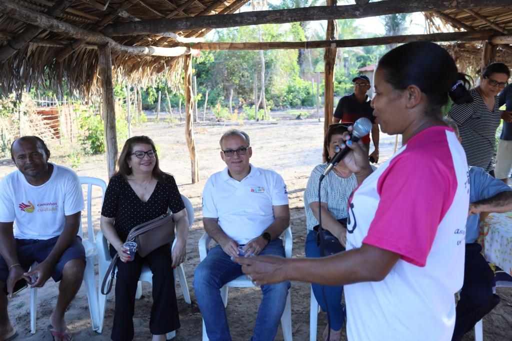 Moradores do assentamento se reúnem com o Prefeito de Teresina Firmino Filho
