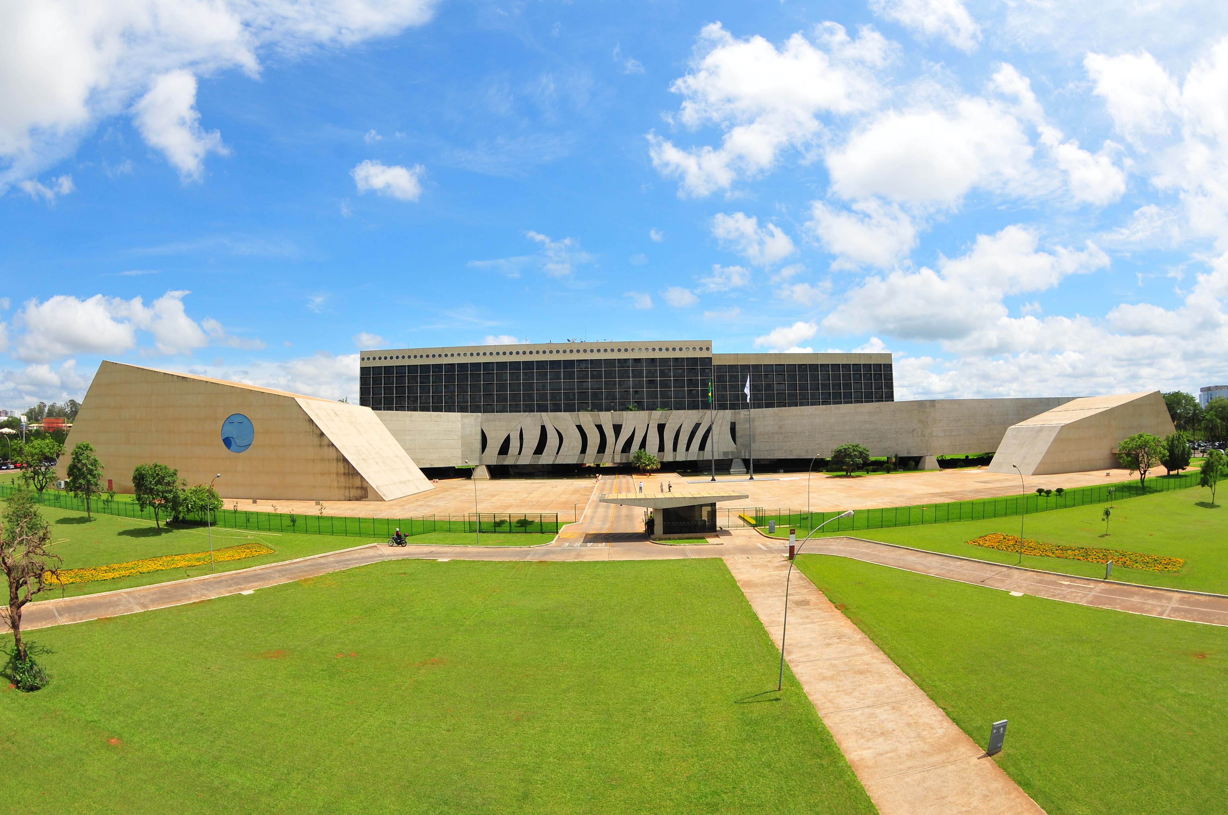 Superior Tribunal de Justiça (STJ)