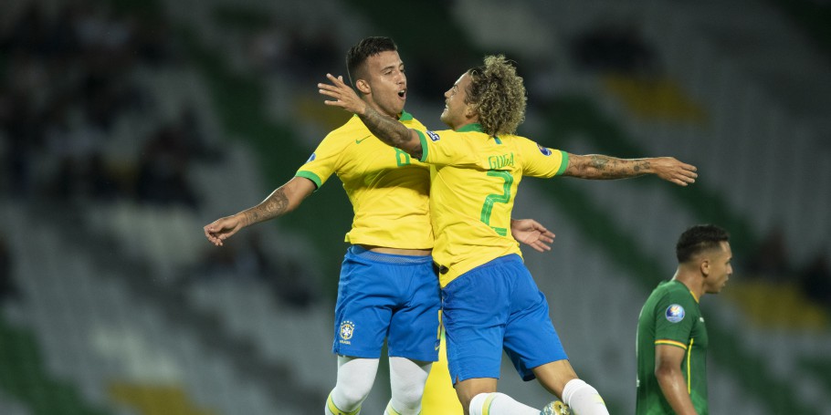 Jogadores da seleçao brasileira