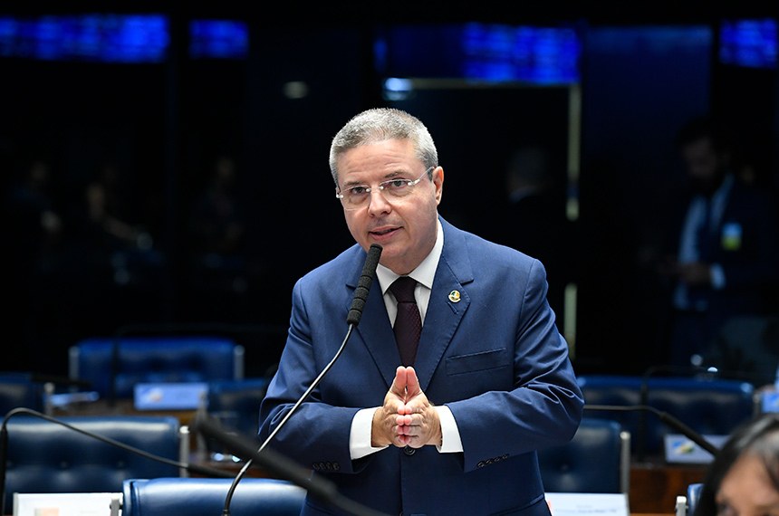 Senador Antônio Anastasia (PSDB-MG)