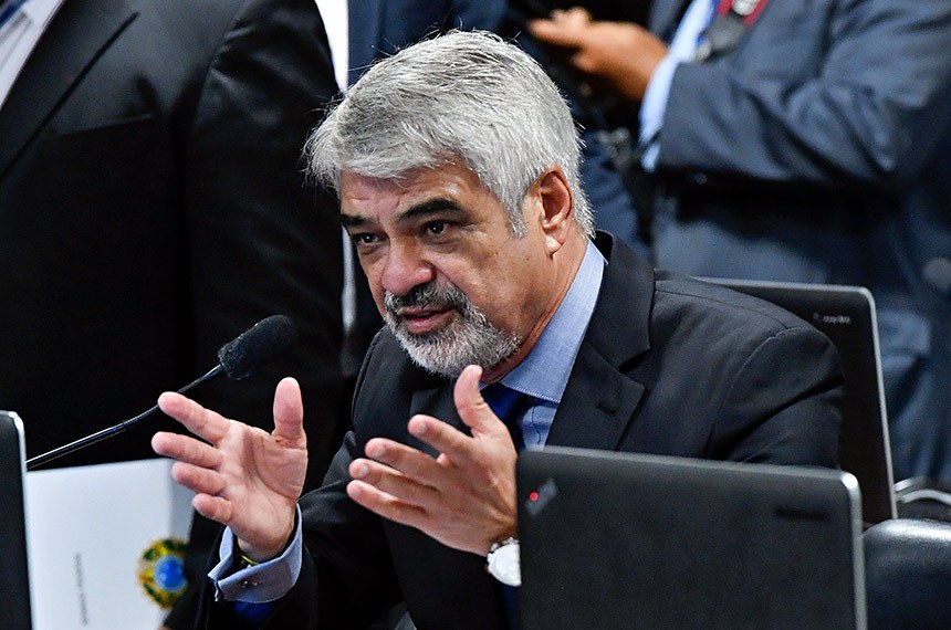 Humberto Costa defende sua proposta na CCJ do Senado