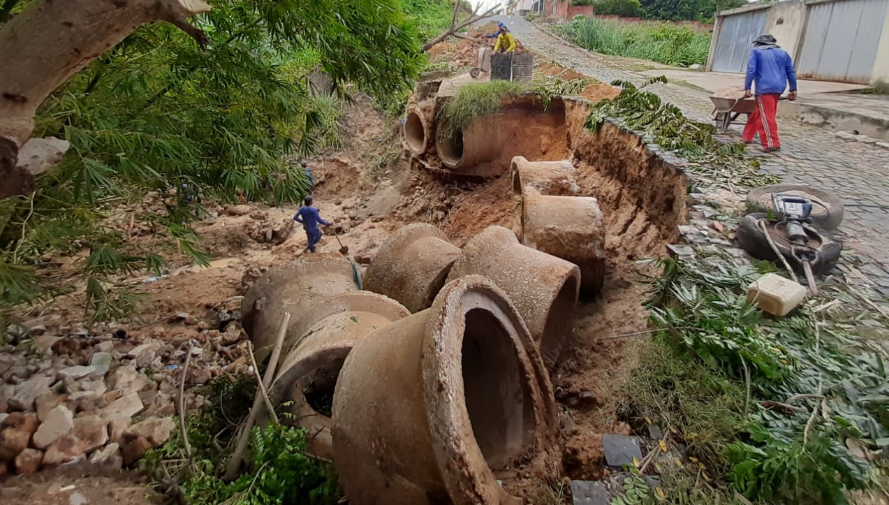 Buraco em Rua do Bela Vista