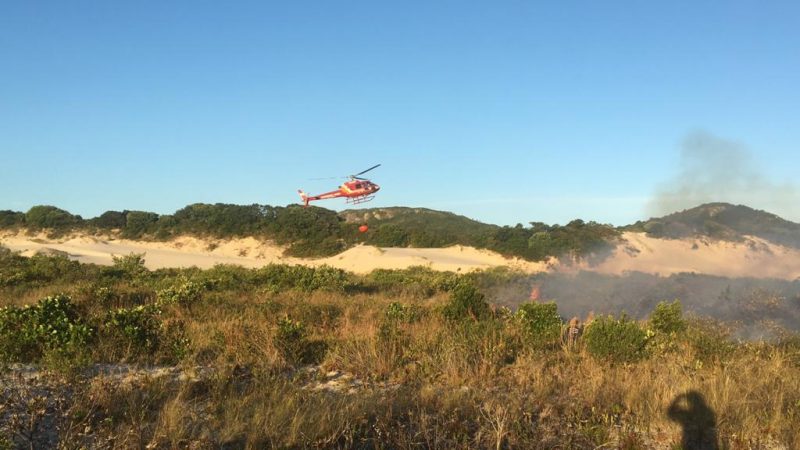 Ocorrência não teve muitos agravantes, porém exigiu 10 mil litros de água de aeronave