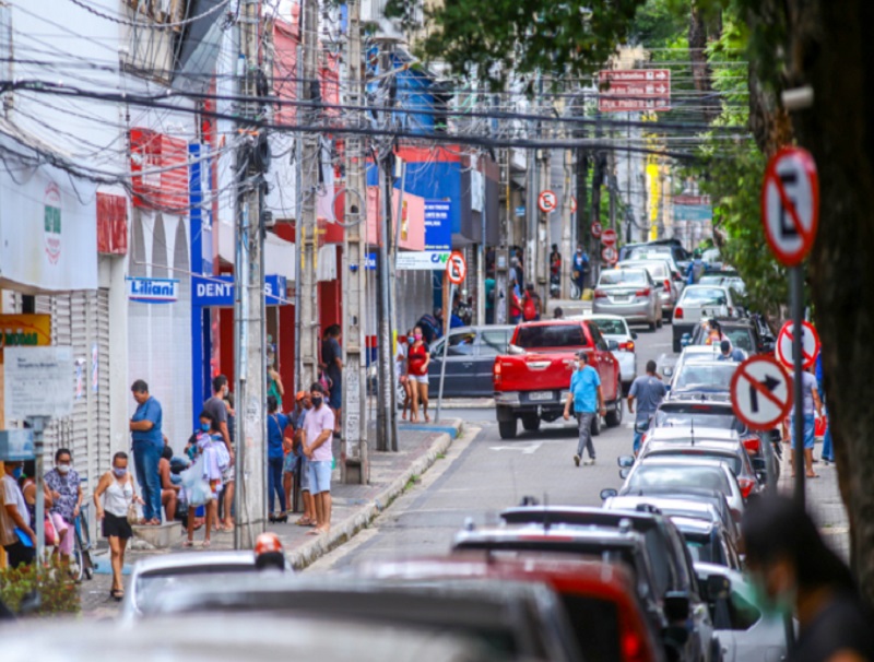 Centro de Teresina fica lotado em plena pandemia