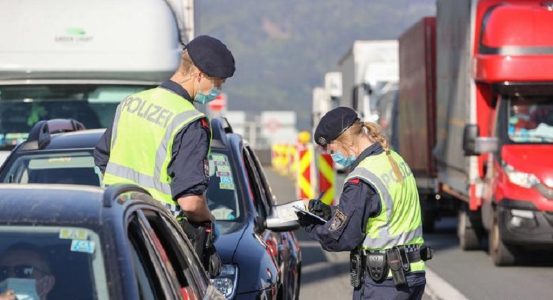 Controle de na fronteira entre Alemanha e Áustria