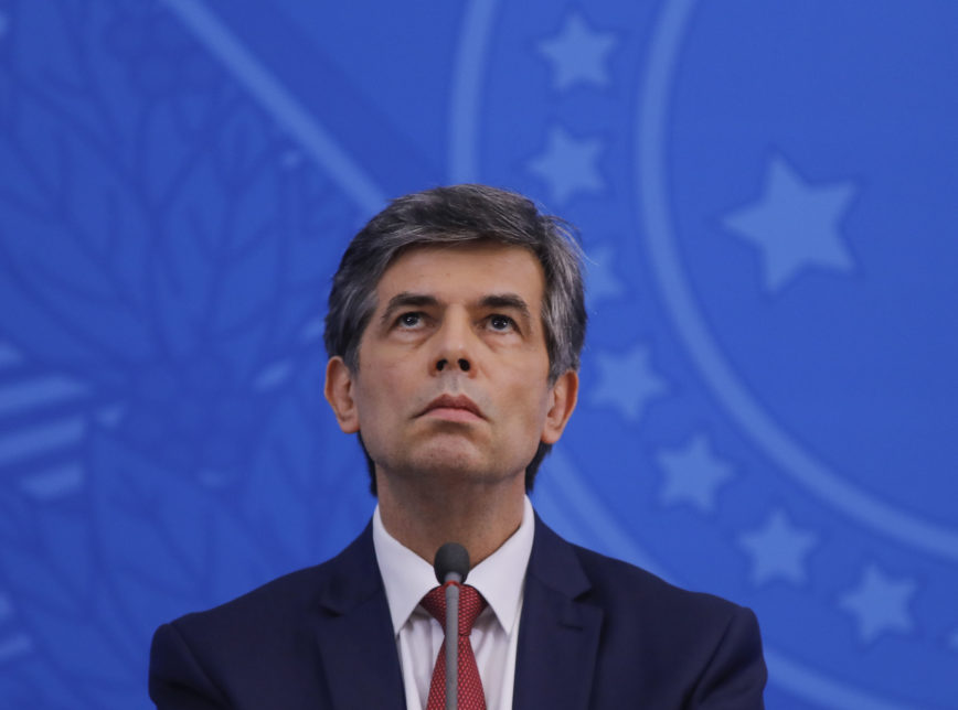 Ministro da Saúde, Nelson Teich, durante entrevista sobre o aumento de casos e mortes pela Covid-19, durante entrevista coletiva no Palácio do Planalto