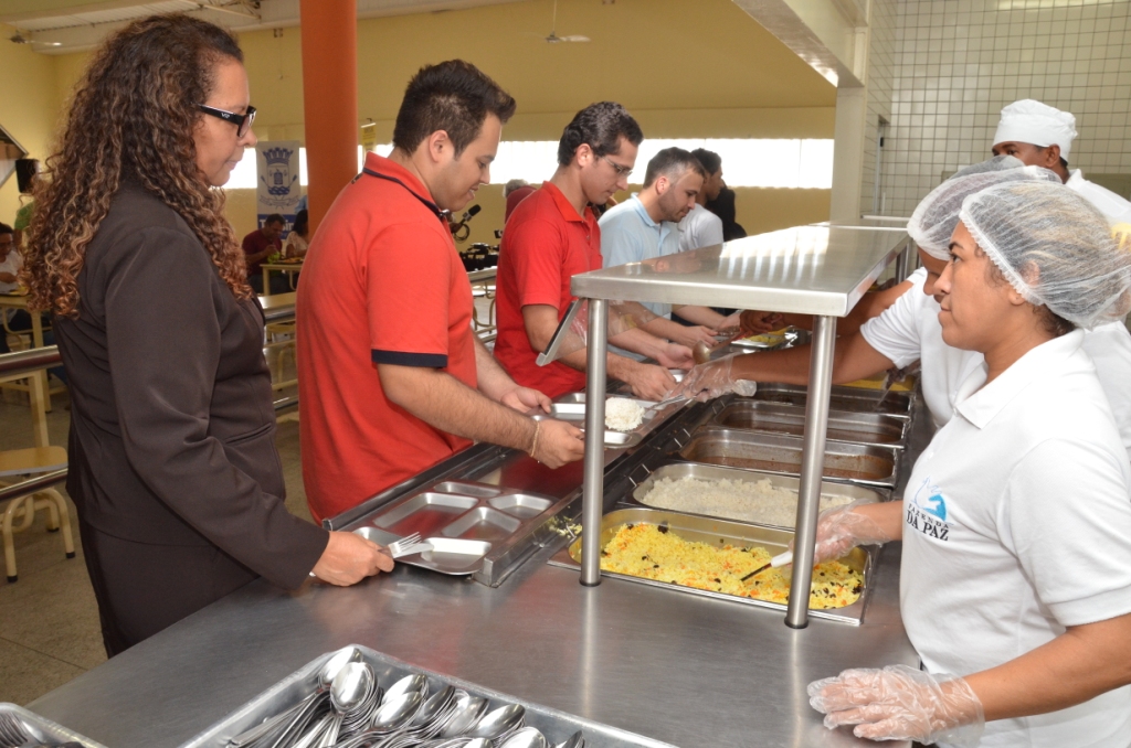 Com a reabertura da unidade no Dirceu, ao todo serão mais de 2.000 refeições servidas por dia