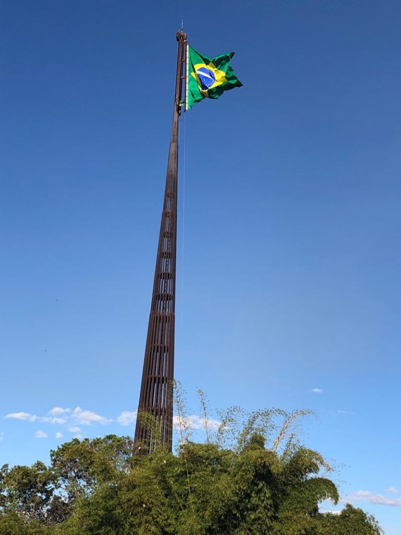 Mastro especial da Bandeira do Brasil em Brasília