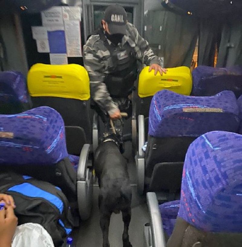 Abordagem em um ônibus em Parnaíba