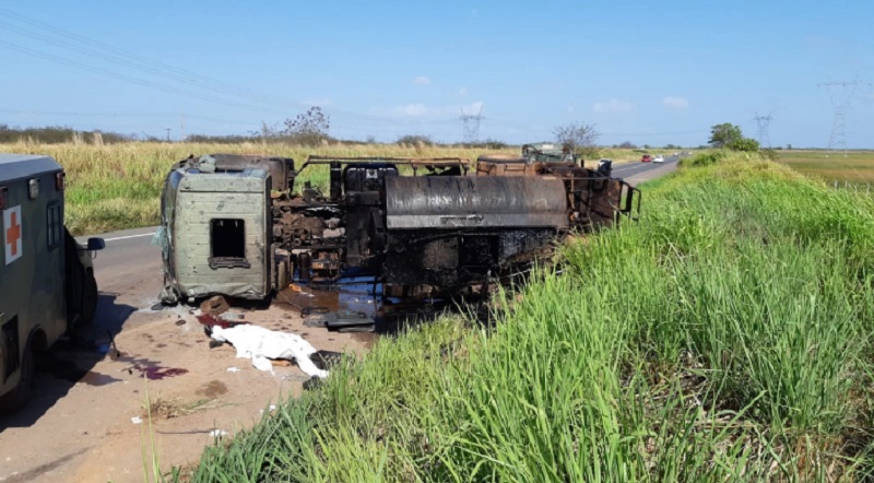 Caminhão em que estavam os militares