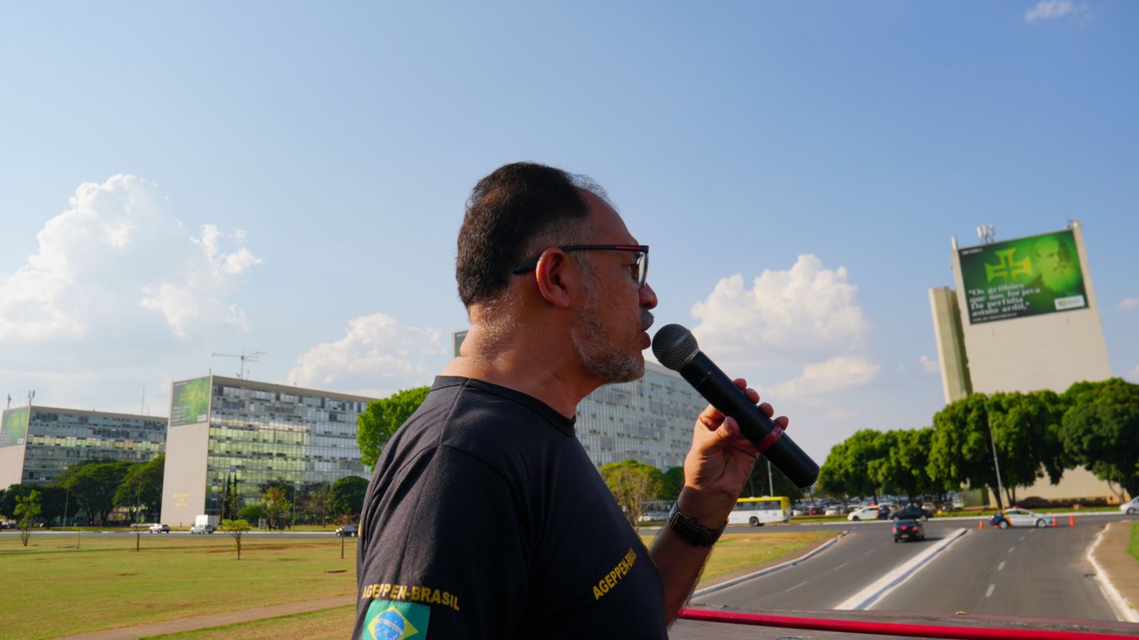 Presidente da AGEPPEN-BRASIL, Jacinto Teles cobrou do ministro do MJSP, Anderson Torres valorização dos Policiais Penais Federais e do Brasil ao invés da defesa da privatização prisional