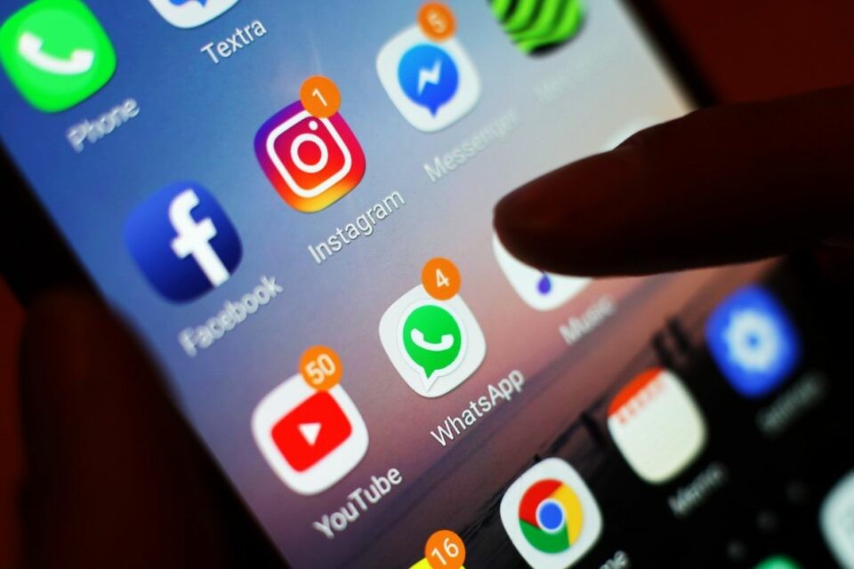 WhatsApp, Facebook e Instagram apresentam instabilidade