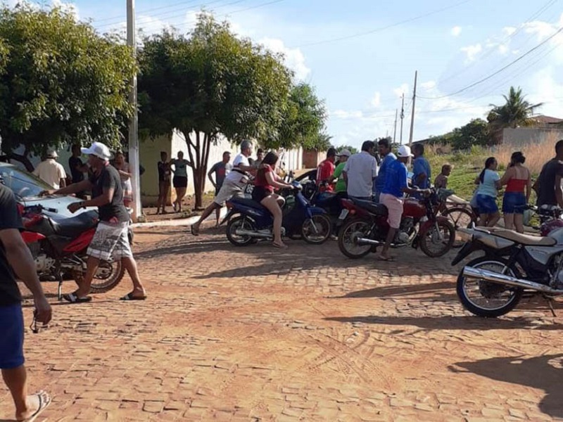 Homem é assassinado ao tentar pedir ajuda de policiais