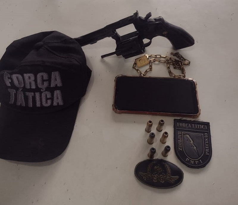 Material apreendido pela polícia