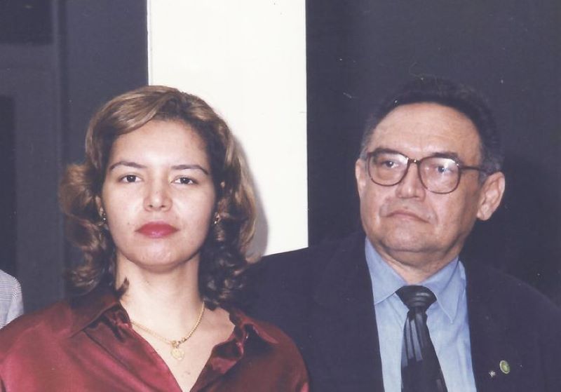 Carlos Lobo em sua rede social divulgando a candidatura da filha Fernanda Lobo que foi candidata a vereadora de Teresina