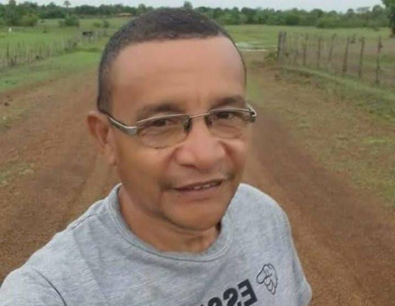 Homem é encontrado morto dentro de residência