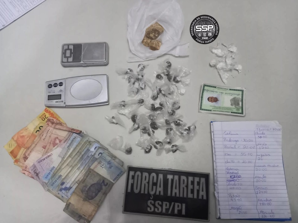 Material apreendido pela polícia