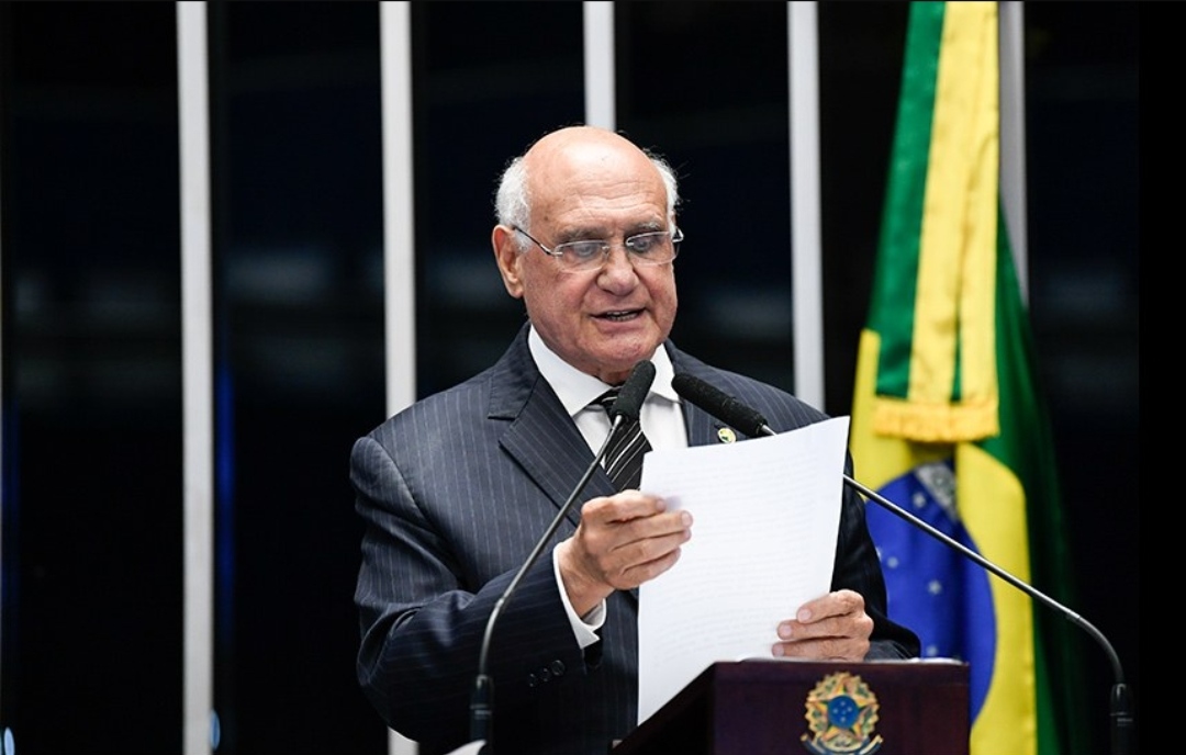 Senador Lasier Martins (Podemos-RS)