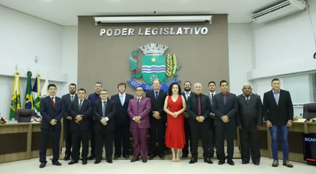 Graciele (de vermelho) foi a única mulher eleita em 2020 em Sinop (MT)