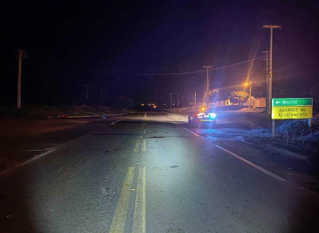 Motociclista fica gravemente ferido após  bater em objeto na BR-407