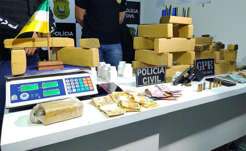 Material apreendido pela polícia