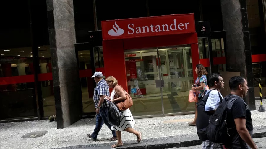 Santander é condenado a pagar indenização por danos morais