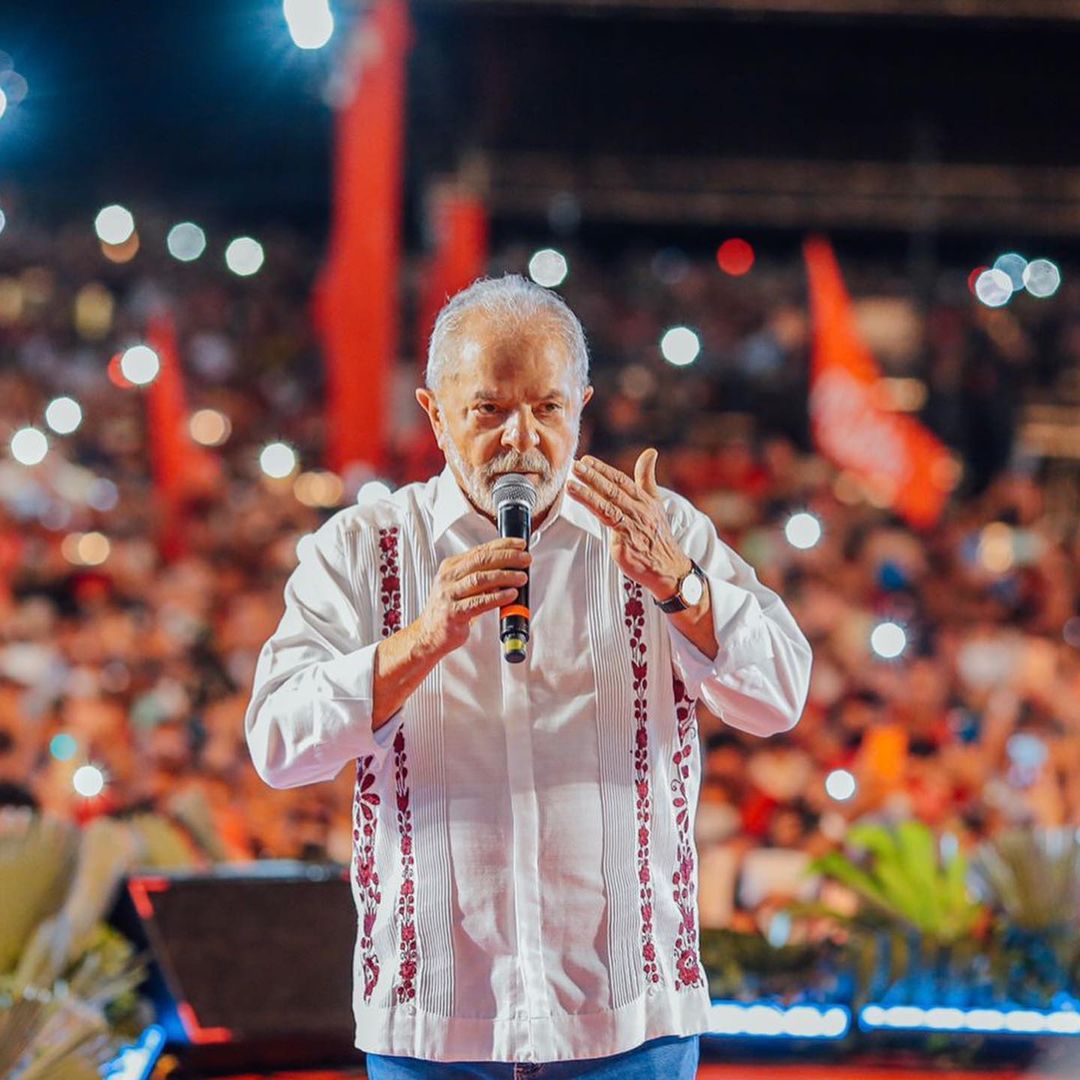 Ex-presidente Luiz Inácio Lula da Silva durante discurso em  ato "Vamos Juntos pelo Brasil"