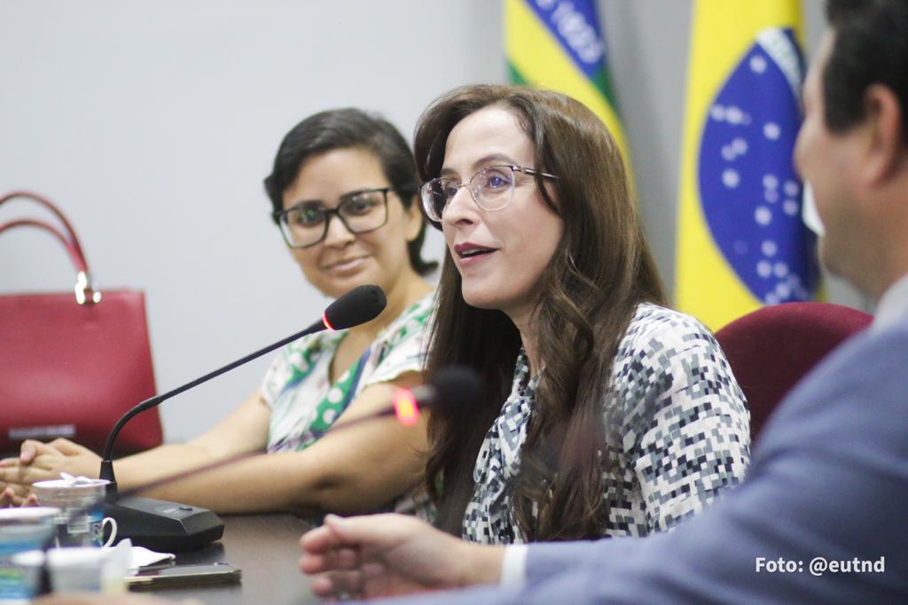 Lia Passos, secretária-geral da Comissão de Estudos Constitucionais da OAB-PI