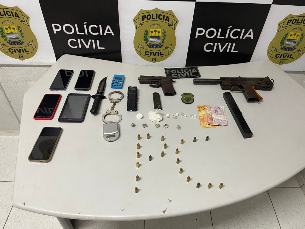 Objetos apreendidos durante prisão de faccionados.