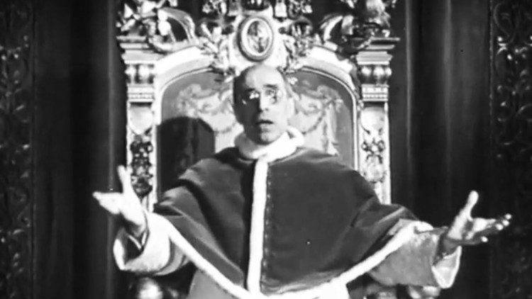 Papa Pio XII ordenou que a Igreja escondesse judeus