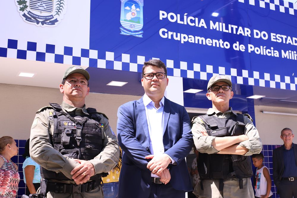 Secretário Chico Lucas durante solenidade no bairro Cerâmica Cil.