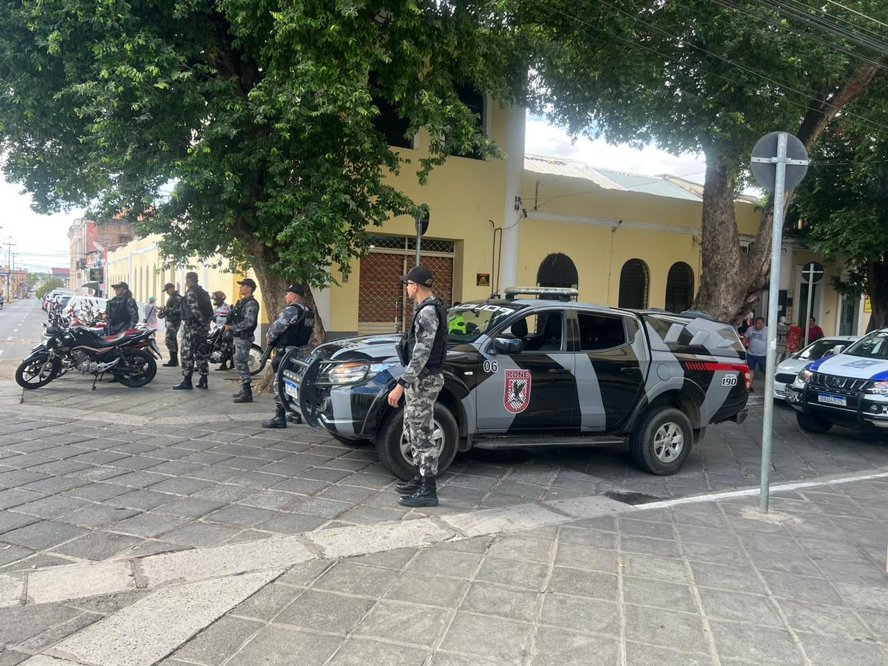 Registro da “Operação Fim de Ano” no centro de Teresina.