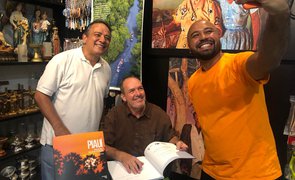 André Pessoa comemora lançamento de Piauí Terra Querida