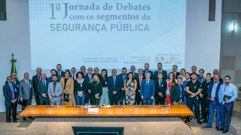 Registro realizado ao final do Simpósio no auditório Tancredo Neves do Ministério da Justiça e Segurança Pública