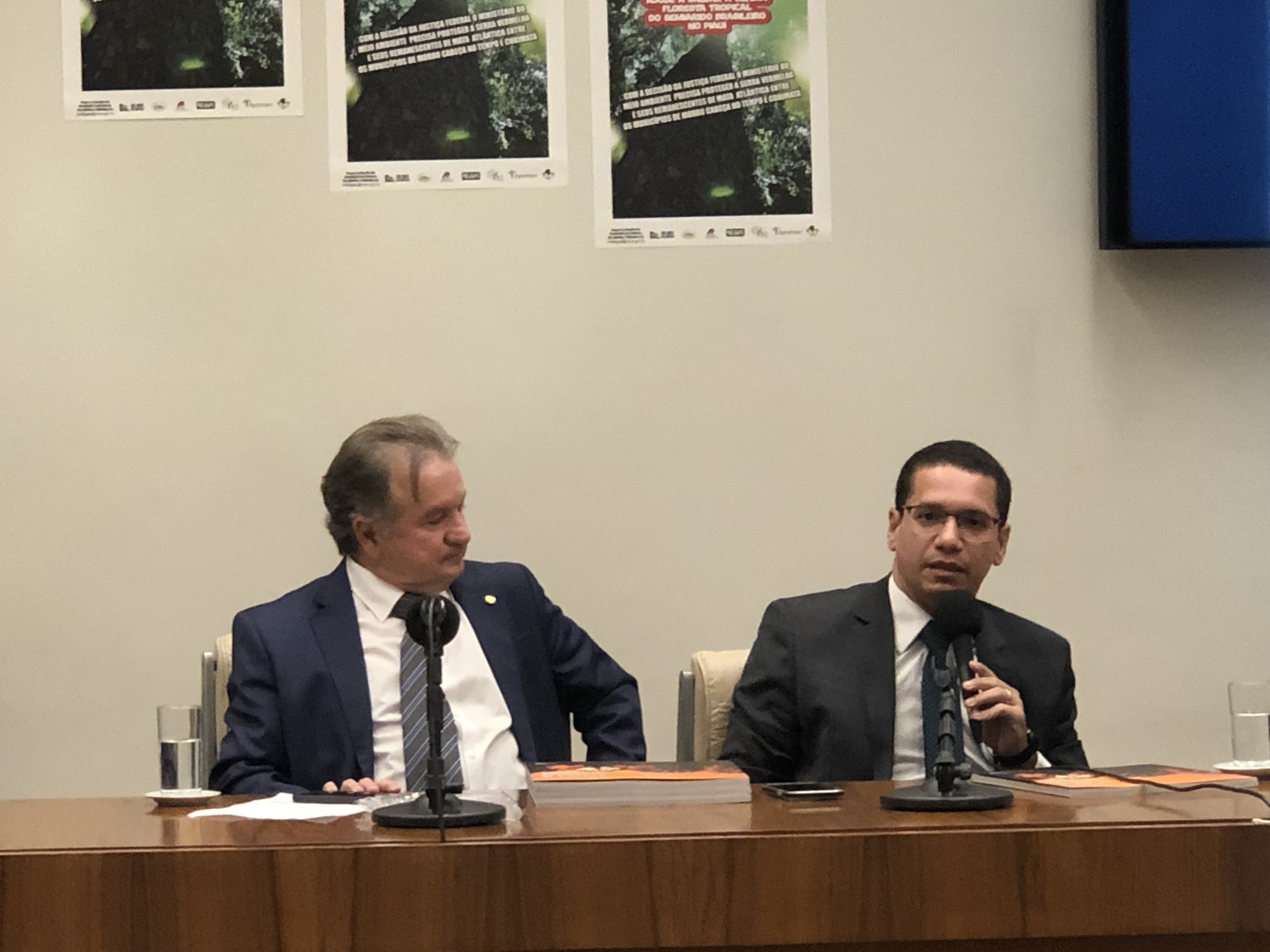 Daniel Oliveira debate sobre a Serravelha em Brasília ao lado do deputado Merlong Solano, foi durante lançamento do livro Piauí Terrea Querida, de André Pessoa