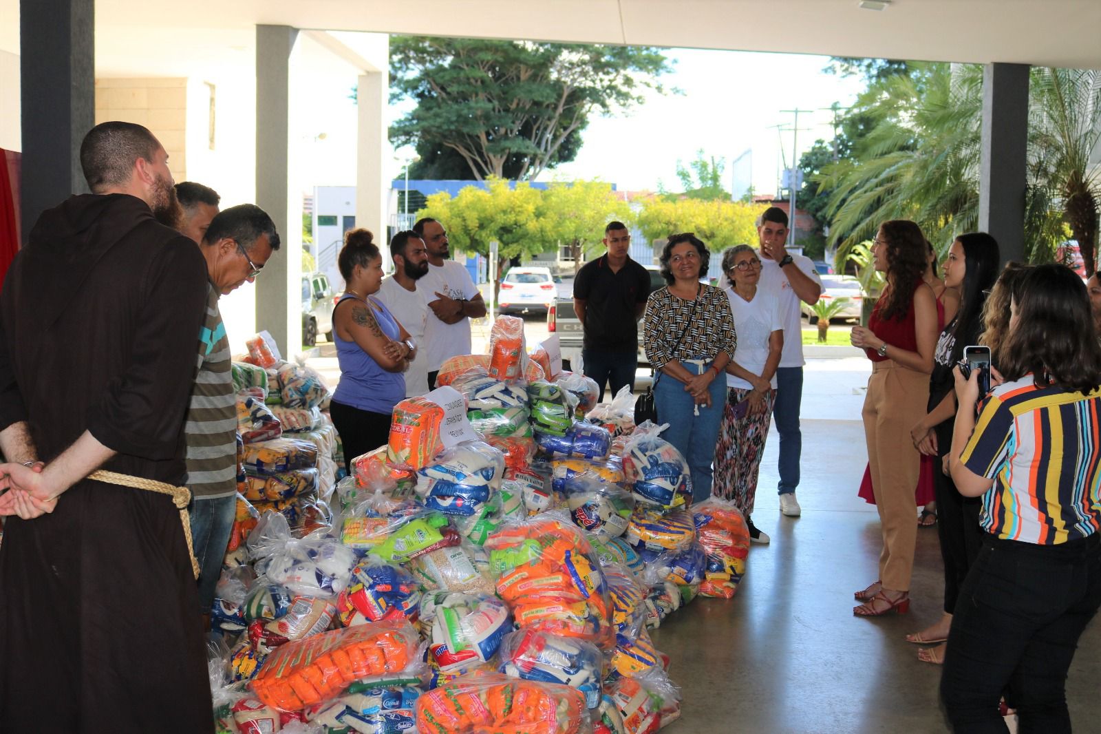 Gincana da OAB-PI beneficia sete entidades sociais com arrecadação de 4,5 toneladas de alimentos