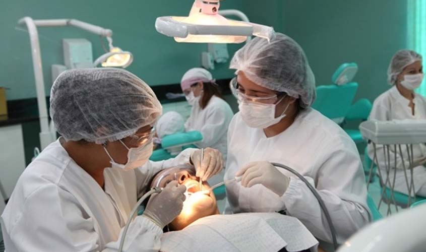 Piso salarial de dentistas