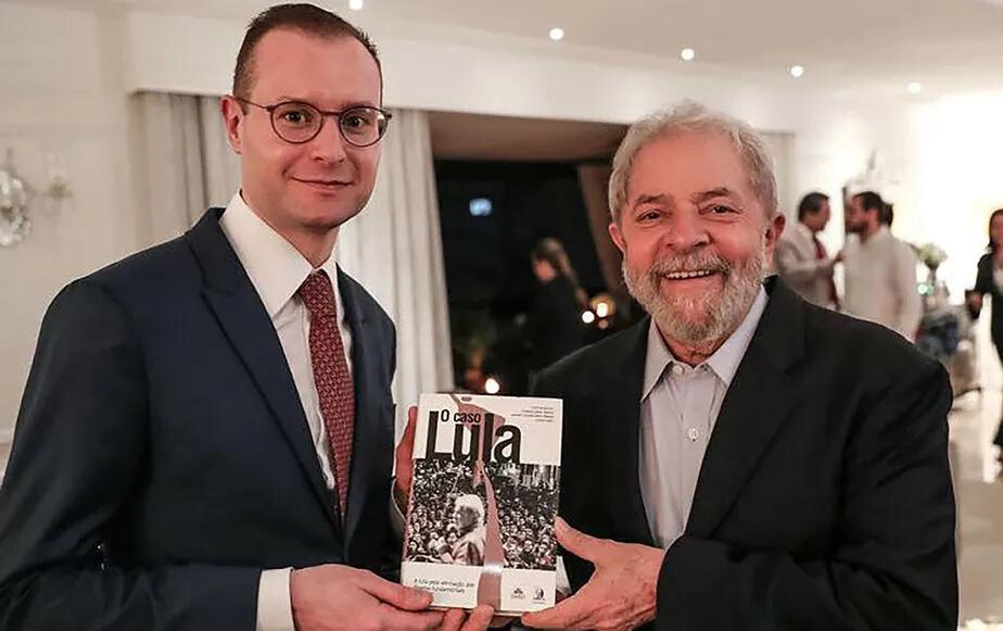 Advogado Cristiano Zanin e presidente Lula