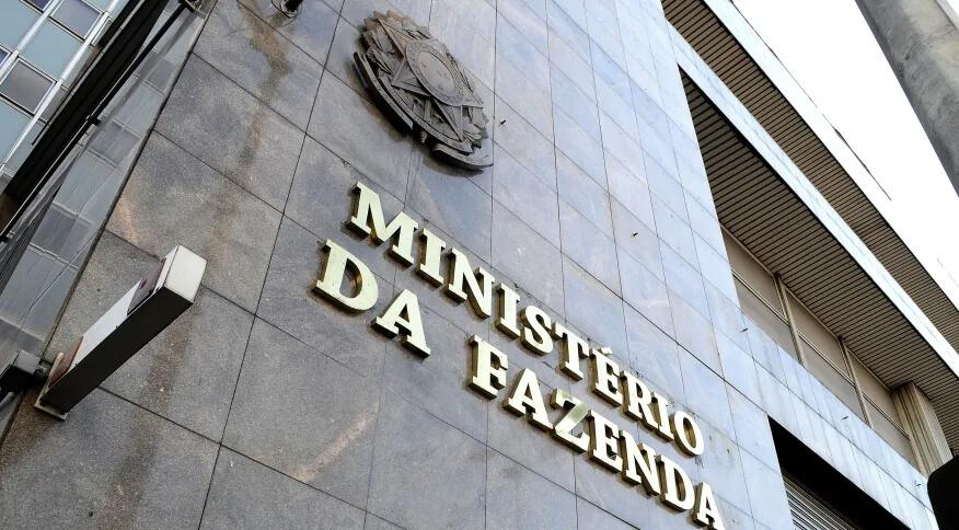 Governo tenta acelerar aprovação da nova regra fiscal ainda este mês