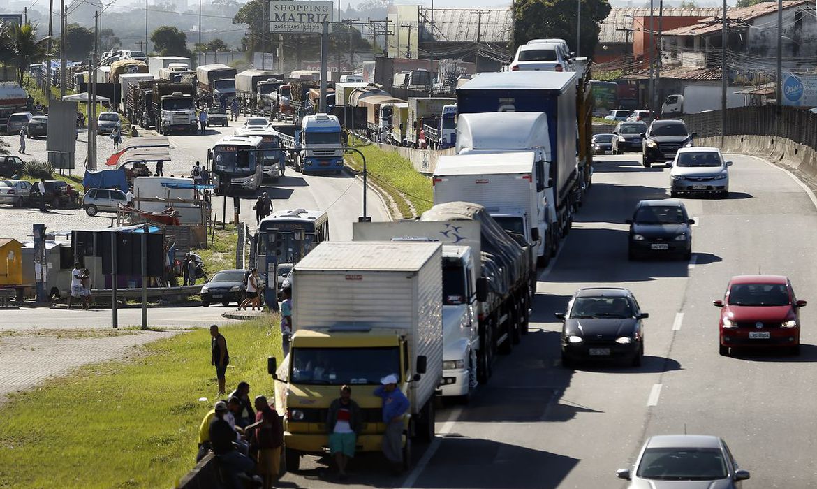 Policia Federal investigará repasses indevidos para os auxílios de caminhoneiro e taxista