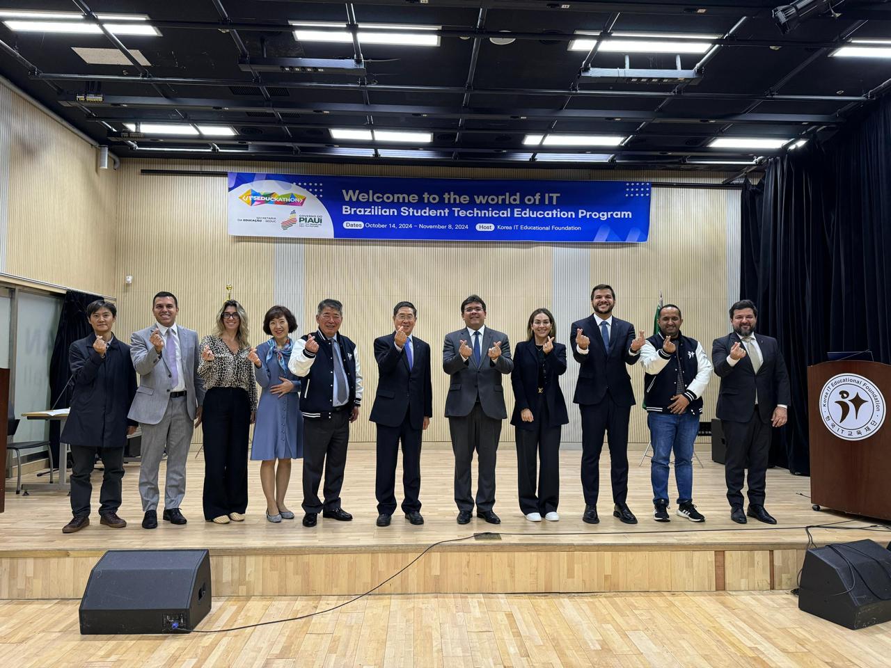 Governador finaliza missão internacional na Ásia com estudantes piauienses em intercâmbio na Coreia do Sul