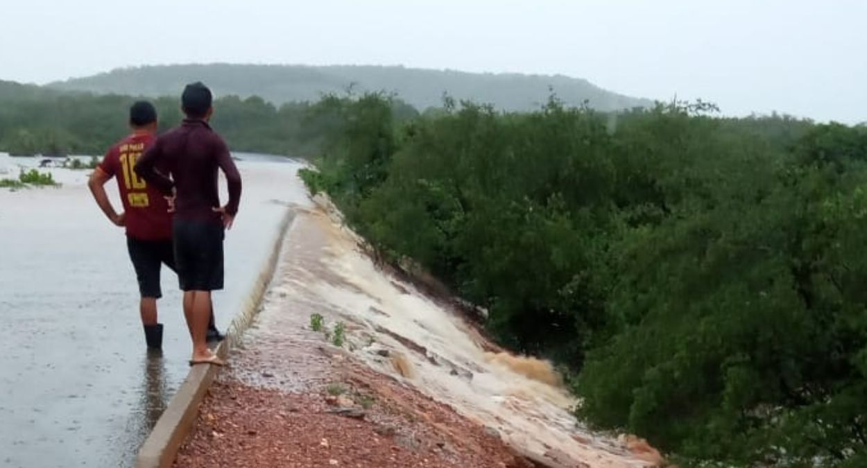 Caridade do Piauí, município situado na região Sudeste do Estado, está em situação de alerta por conta das fortes chuvas
