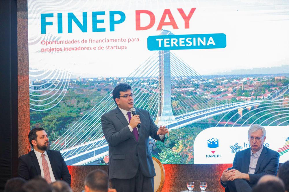 Governador Rafael Fonteles na abertura do Finep Day