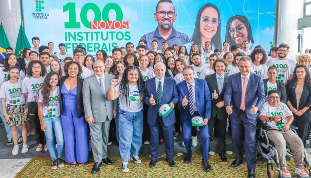 Presidente Lula anuncia criação de 100 novos Institutos Federais que abrirão 140 mil vagas em cursos