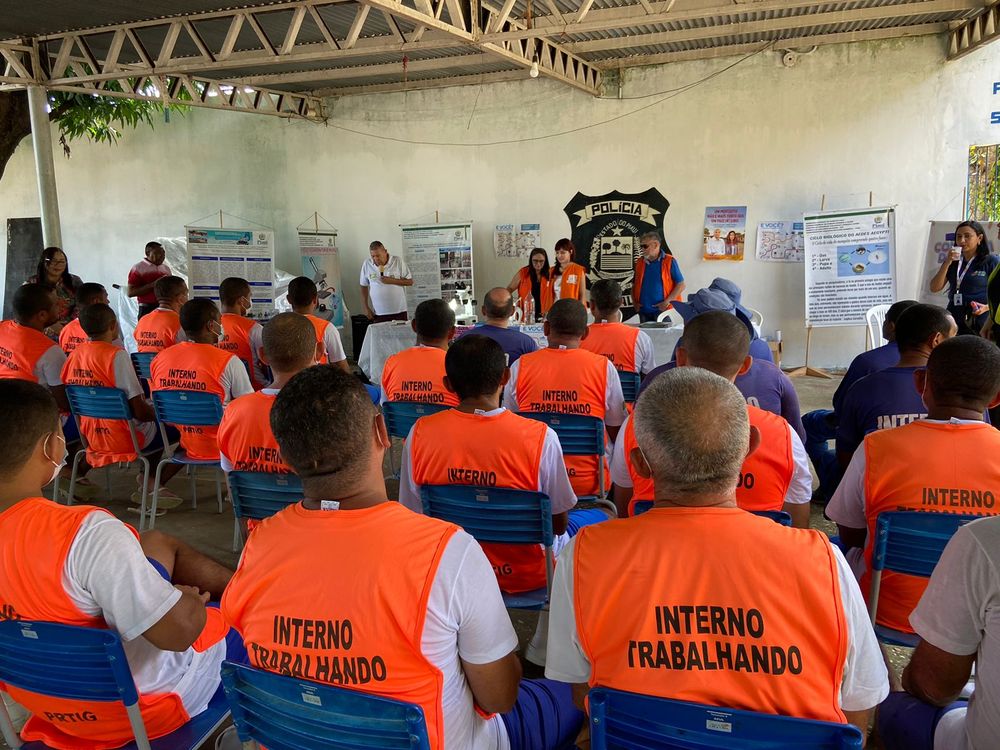 Reeducandos da Penitenciária Irmão Guido participam de ação de combate à dengue