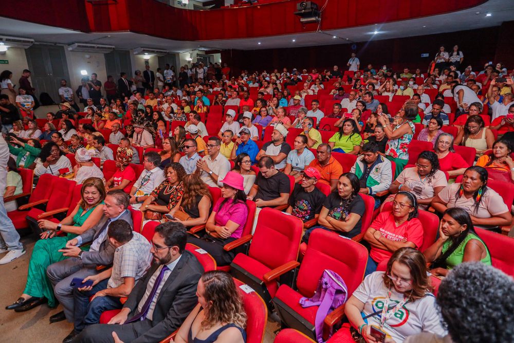 Evento de comemoração do primeiro ano do Orçamento Participativo (OPA)