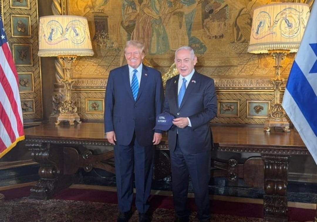 Netanyahu compartilhou uma foto ao lado de Trump nas redes sociais