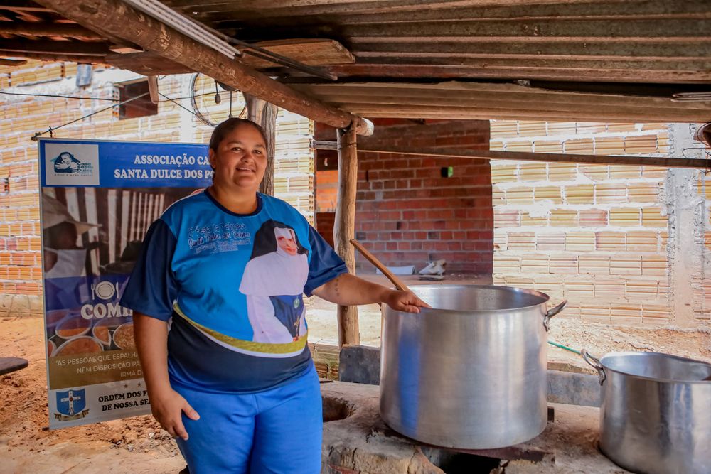 Projeto “Comida na Mesa”, organizado pela Casa Santa Dulce